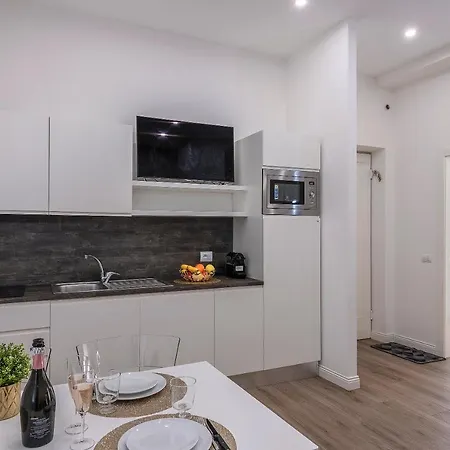 Апартаменты R.b. Специя